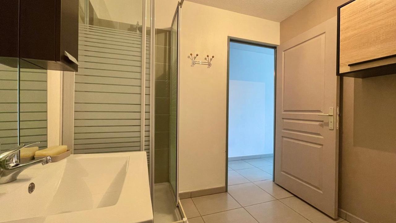 Studio Cosy Tout Equipe - Idealement Situe Сен Дьони Екстериор снимка